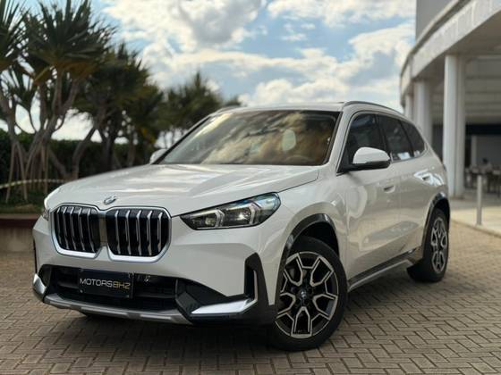 BMW X1 2.0 16V TURBO GASOLINA SDRIVE20I X-LINE STEPTRONIC BMW X1 2.0 16V TURBO GASOLINA SDRIVE20I X-LINE STEPTRONIC